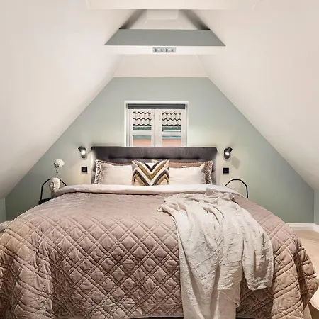 Апартаменты Bryggen Living